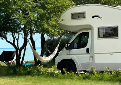 lakokocsi parcella Mirabella Camping Zamárdi Balaton