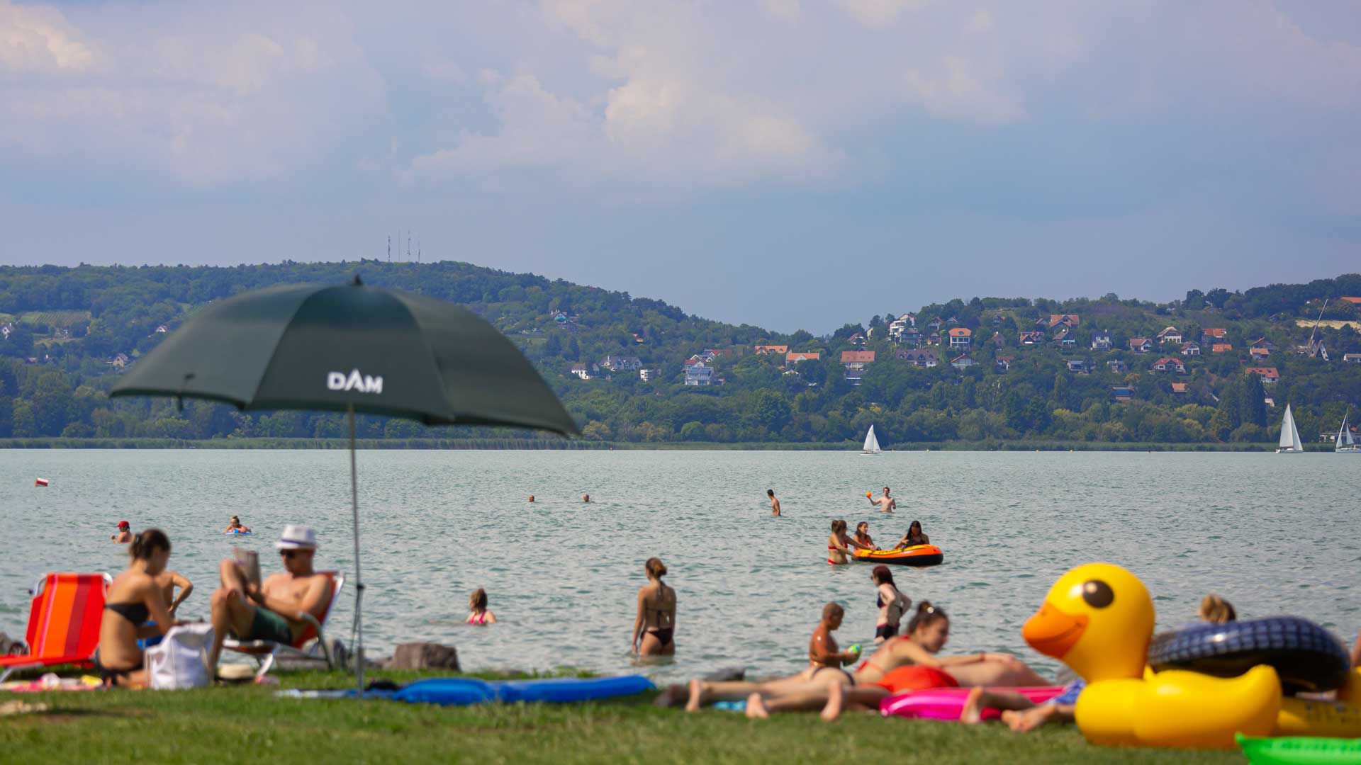 Sunbathing at Mirabella Camping’s private beach in Zamárdi